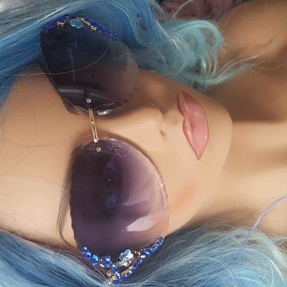 UV400 Blue Rhinestone Deluxe Sunglasses - Picture 2 of 8